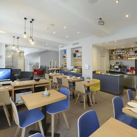Le Mareuil 4* Párizs