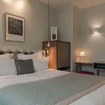 Le Mareuil Hotel 4*