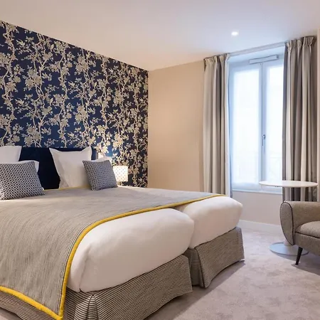 Le Mareuil Hotel 4*