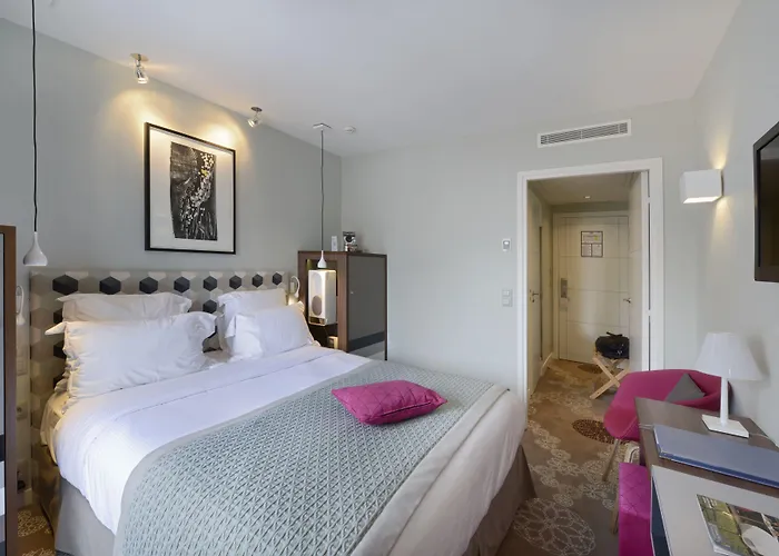 Le Mareuil 4* Париж